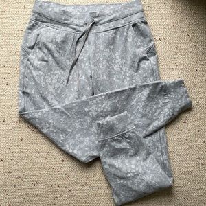 Lululemon Ready to Rulu Jogger 29”